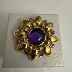 VINTAGE TRIFARI Purple Cabochon Pin Brooch